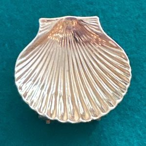 Cartier 14KT Gold Scallop Shell Pendant 1.25"